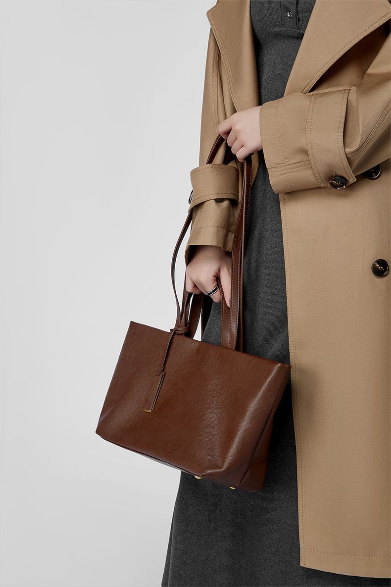 everyday leather bag