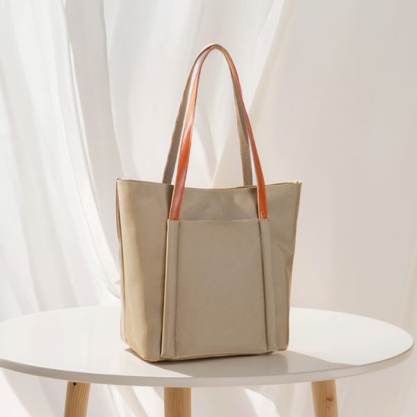 New Hong Kong Style Large Capacity Women's Single Shoulder Bag, Waterproof Versatile Bag, Oxford Cloth Handheld Fashionable Lightweight Office Bag