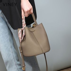 Three-Back Method Tote Bag for Commuting, Bucket Bag for Women, New Light Luxury Versatile Shoulder/Handbag/Crossbody Bag