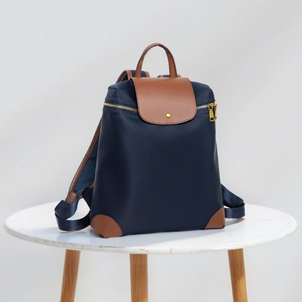 British Style Backpack Large Capacity Dirt-Resistant Women's Bag Lightweight Casual Waterproof Travel Backpack Versatile School Bag